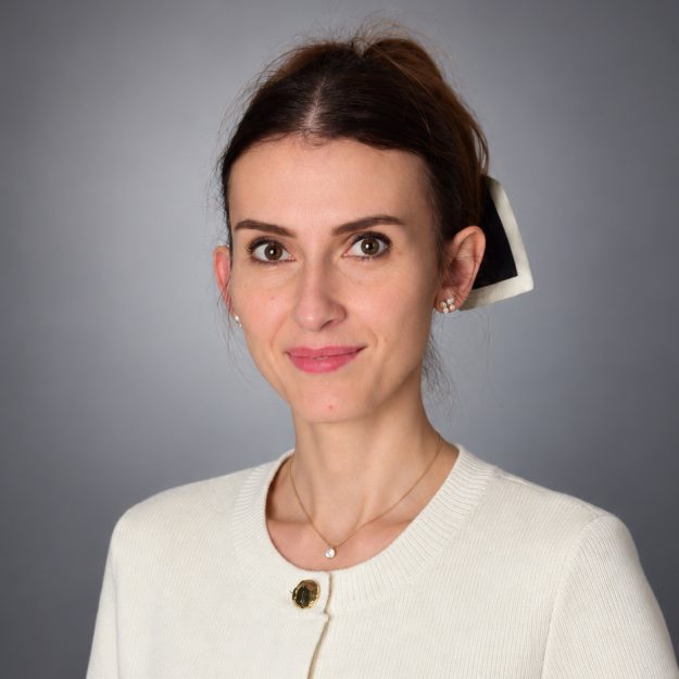 Dominika Kijak-Furczyńska Dominika Kijak -Furczyńska — dyrektor szkoły
